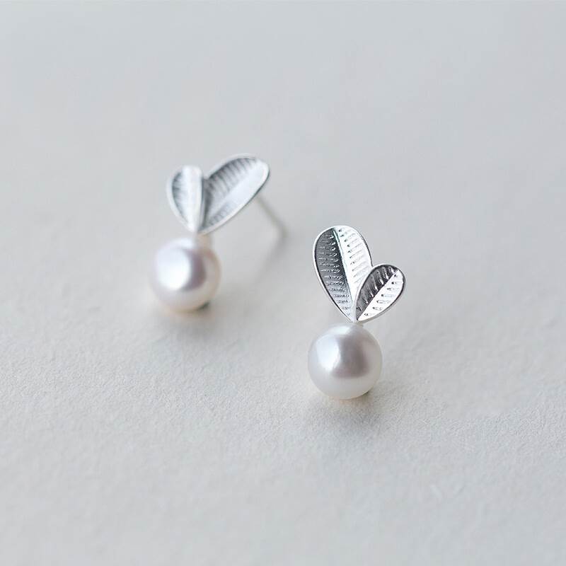 Bud Leaf Pearl Necklace Set