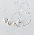 Bud Leaf Pearl Necklace Set